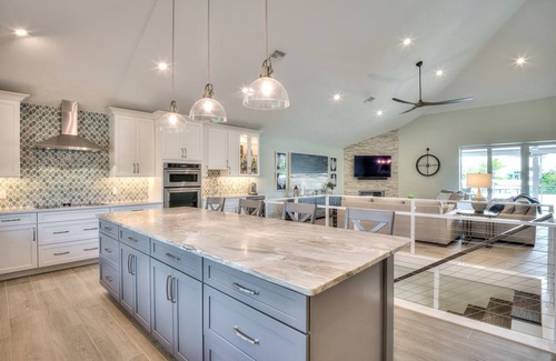 Siesta Isle House | Luxury 5 Bedroom Coastal Retreat