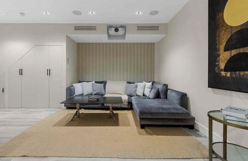 Notting Hill Apartment | Luxury 5 Bedroom Home