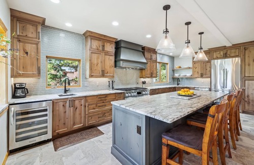 Woodmoor House | Luxury 5-bedroom Mountain View Lodge in Breckenridge, perfect for 12 guests with stunning views.