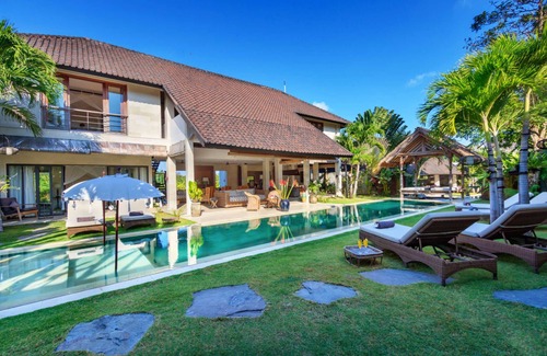 Seminyak Villa | Luxury 5 Bedroom Villa with Private Pool, Bali Villa 2055