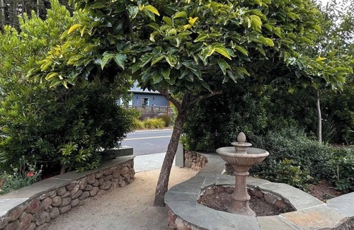 Tamalpais-Homestead Valley House | Luxury 5-BR Home in Mill Valley near Golden Gate