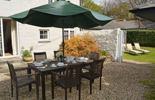 Helston Cottage | Luxury 5-star cottage near the Cornish coast on the Bonython Estate, Lizard Peninsula
