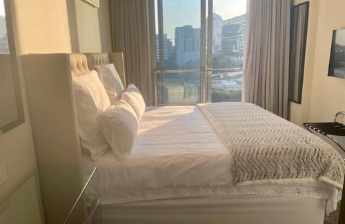 Sandown Hotel | Luxury 5-Star Hotel Apartment in Sandton