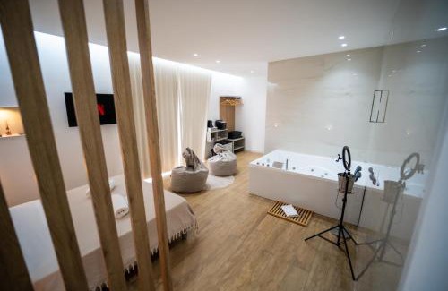 Trapani Apartment | Luxury - 5 Stars - Suite with a jacuzzi 70's rooms