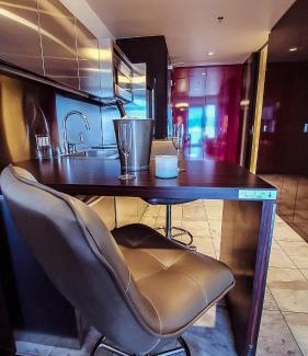 Las Vegas Apartment | Luxury 53rd Flr Condo with Amazing Sunset View & Balcony NO ReFee at Palms Place