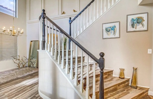 Spring Valley House | Luxury 5B Huge House. Sleep 10, 15min from Strip.