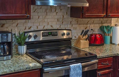 West San Antonio House | Luxury 5BR House with Private POOL, Game Room & Fire pit by SeaWorld & Lackland