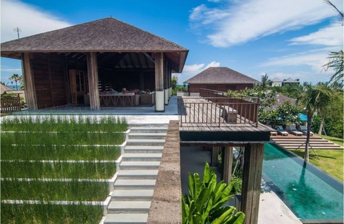 Cemagi House | Luxury 5BR Villa W/Ocean & Rice Field View, Canggu - 12Min Drive To Tanah Lot!