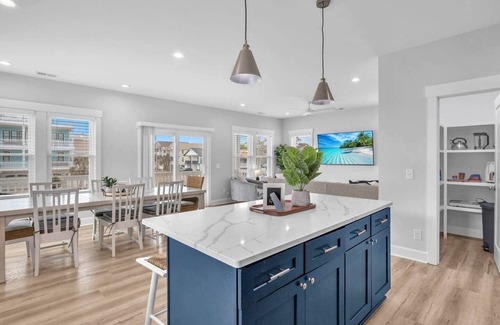 Wilmington Beach House | Luxury 5BR with Heated Pool | Steps to Beach