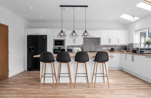 Walkden House | Luxury 6 Bed Near Manchester by City SuperHost