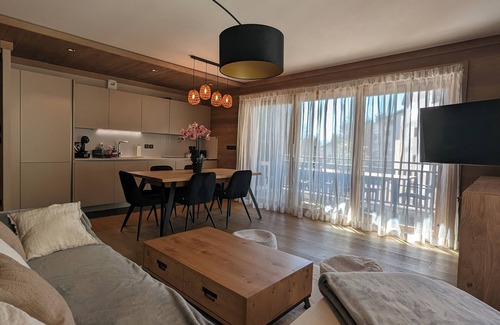 Saint-Etienne-de-Tinee Apartment | Luxury 6-bed apartment in Vermont Auron. Facing the lifts.