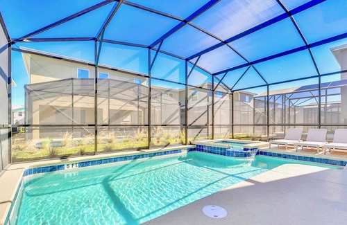 Campbell House | Luxury 6BR Home - Pool, Hot Tub, BBQ - Near Disney