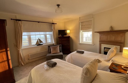 Holyhead House | Luxury 8 bedroom coastal house with sea views