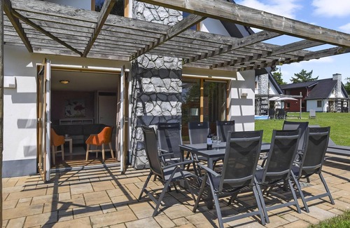 Kell am See House | Luxury 8-person bungalow in the holiday park Landal Hochwald