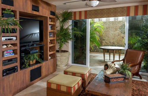 Los Cabos Villa | Luxury 8BR Beachfront Casa Alcini w/WiFi, Central A/C, Pool, Fire Pit + More!