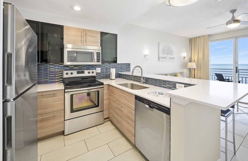 Brush - Stewarts Condo | Luxury 9th Floor 1 BR Condo Direct Oceanfront Daytona Beach