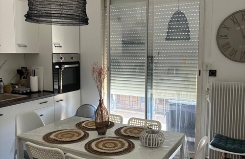 Saint-Pierre-des-Corps Apartment | Luxury apartment-350 m from SNCF train station Saint pierre des corps- Châteaux Loire