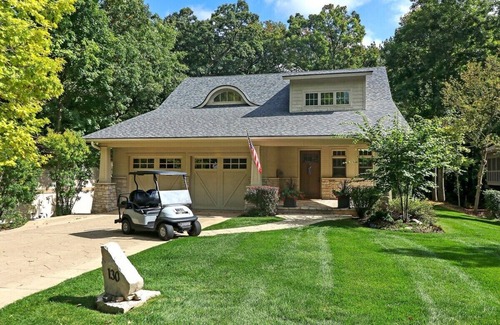 Fontana House | Luxury Abbey Springs Lake House |Extraordinary 3 Level Home |Golf Cart |Wraparound Deck |Pools |Golf