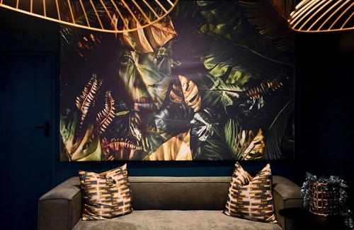Stellenbosch Central Apartment | Luxury African Gem in Historic Stellenbosch