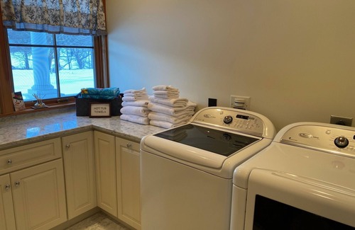 Mount Holly House | Luxury All Season Belmont Home close to Okemo/Killington , VAST trail & Lakes