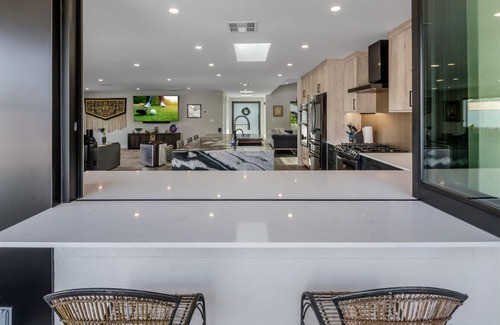 Heritage Heights House | Luxury Amenities | Remodel | Heated Pool & Views!