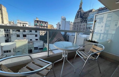 Buenos Aires Central Business District Apartment | Luxury and Comfort in San Telmo with Pool and Balcony