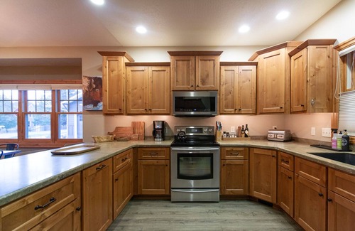 Lower Rattlesnake House | Luxury And Comfort in Missoula’s best neighborhood!