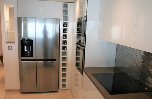 La Croix des Gardes Apartment | Luxury and luxury, modern apartment with magical sea view