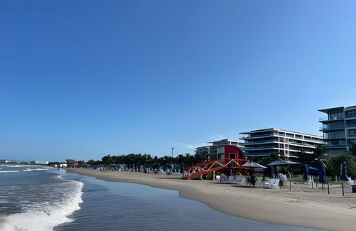 Zona Norte House | Luxury and privacy, view and direct exit to the sea!