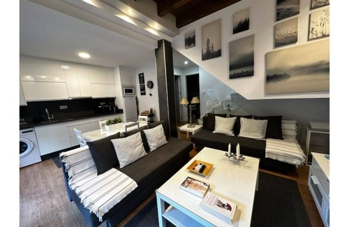 Los Canos de Meca House | Luxury and Relax at 50m beach. AC+Garage+Garden Pool