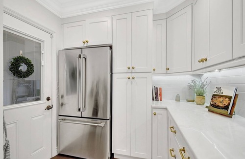 Totterdale House | Luxury and Relaxation - Secure your summer escape now in East Delray Beach.