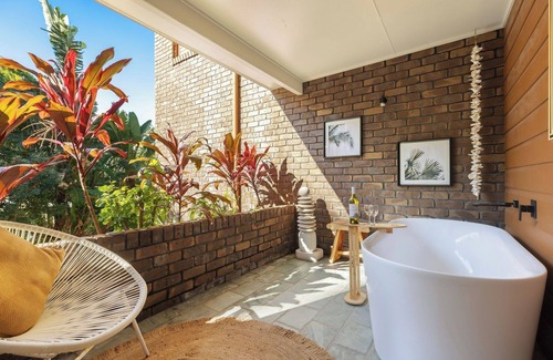 Angourie Villa | Luxury Angourie Villa! Dream location, WiFi, the ideal couples retreat +