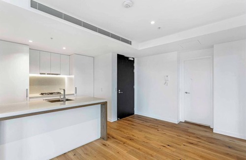 Fortitude Valley Apartment | Luxury Apartments w Rooftop Pool CBD