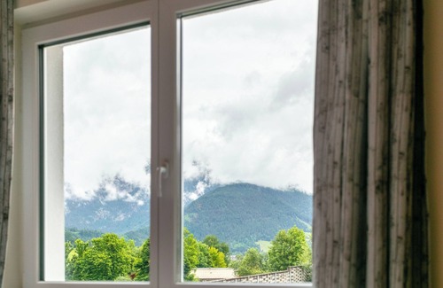 Haus im Ennstal Apartment | Luxury apartment with south-west facing balcony
