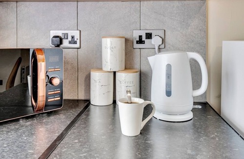 Townfield Apartment | Luxury apartment 7 minutes from Heathrow