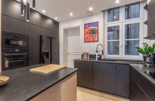 Ternes Apartment | Luxury apartment - 5 min walk from Champs-Elysées