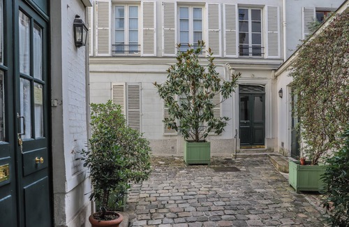 6th Arrondissement Apartment | Luxury Apartment-A stone's throw from the Luxembourg Gardens & Saint Germain des Prés