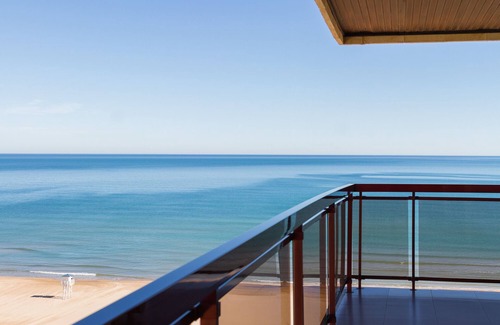 Grau i Platja Apartment | LUXURY APARTMENT APARTMENT 11 with direct views of the sea, sunrises live.