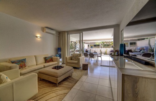 Marazul Apartment | Luxury Apartment, Fast WIFI, Large Terrace, Heated Pool, Marazul