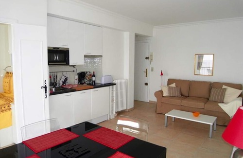 Cros-de-Cagnes Apartment | Luxury apartment with stunning seaview at the waterfront, internet, air-cond.