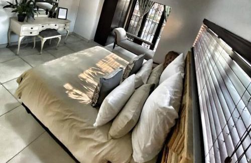 Glenvista Apartment | Luxury Apartment Glenvista