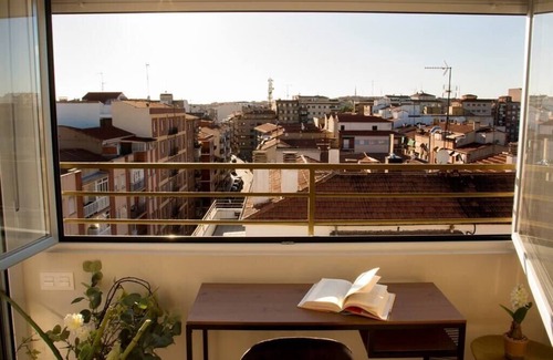 Van Dyck Apartment | Luxury apartment in the center by beBalmy
