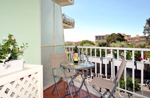 Sorrento Apartment | Luxury apartment in Sorrento center, Wi-Fi, AC, breakfast, garage