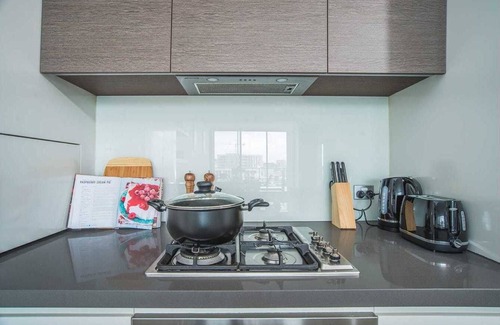 Waterloo Apartment | luxury apartment in the heart of zetland(green square)