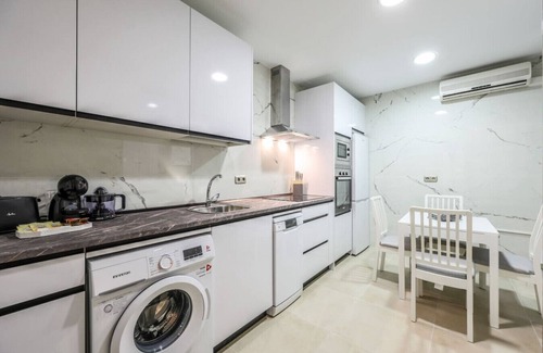 Almagro Condo | Luxury apartment in the center of Madrid