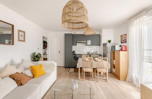 Bois-Colombes Apartment | Luxury apartment near Paris