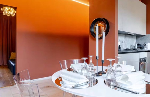 Santa Maria Novella Apartment | Luxury Apartment Nestled in Florence's center with a view on the reviver side.