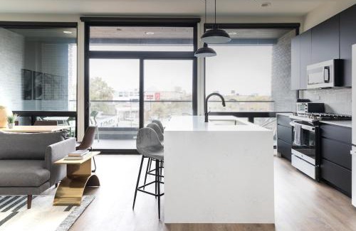 Ranch Triangle Apartment | Luxury Apartment Private Terrace