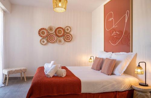 Saint-Tropez City Centre Apartment | Luxury apartment with parking swimming pool & gym - 4pers