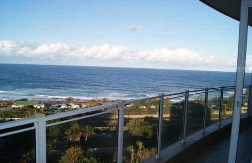 Scottburgh Apartment | Luxury Apartment with 180° seaviews